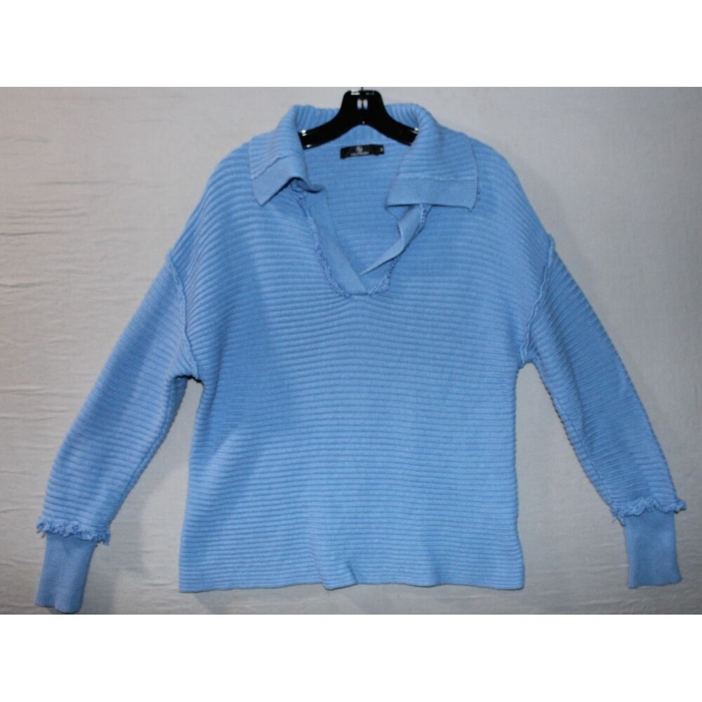 Lillusory Blue Solid V-Neck Sweater Size Medium Inside Out Design Casual Comfy